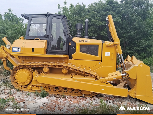 Brazil - 1 Unit SEM 818F Bulldozer 
