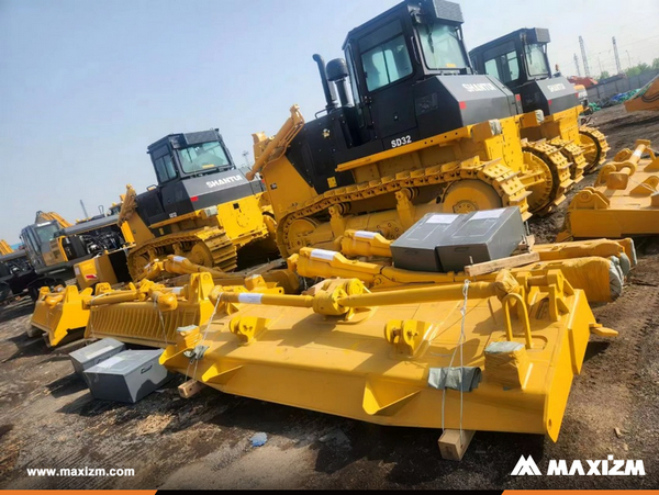 Togo - 3 Units SHANTUI SD32 Bulldozer 