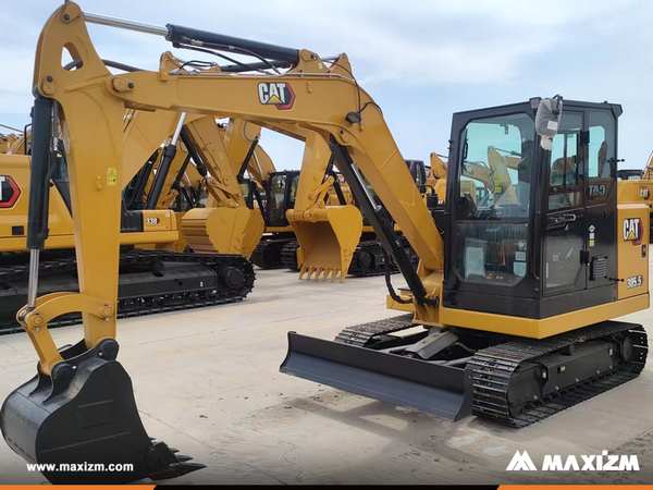 Panama - 2 Units CAT 305.5 Crawler Excavator 