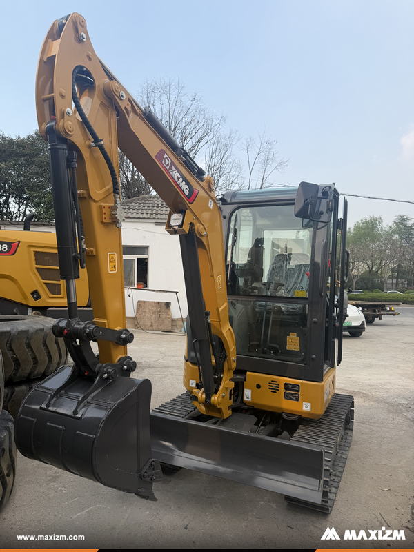 Bhutan - 1 Unit XCMG XE27U Crawler Excavator