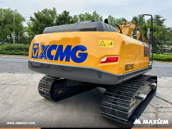 Tanzania -1 Unit XCMG XE215C Crawler Excavator 