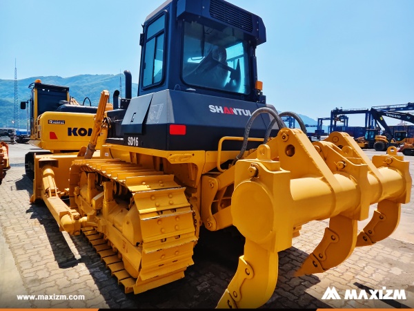 Gabon - 1 Unit SHANTUI SD16 Crawler Bulldoz