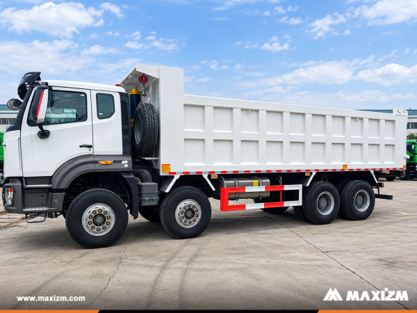 Guinea - 2 Units SINOTRUCK Dump Truck &  1 Water Truck & 1 Fuel Truck